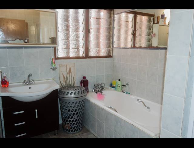 2 BEDROOM HOUSE FOR SALE IN CLANSTHAL